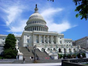 В Конгрессе США продолжают преобладать протестанты
