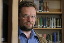 Андрей Десницкий: «Переводчик — это человек, который помогает встретиться людям, говорящим на разных языках или живущим в разные эпохи»