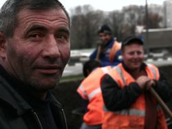 Кто лучше: гастарбайтер или нобелевский лауреат?