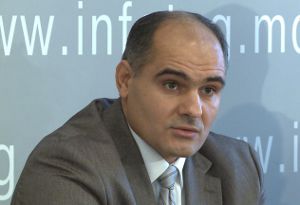 Баптисты Молдовы выступают против теории эволюции