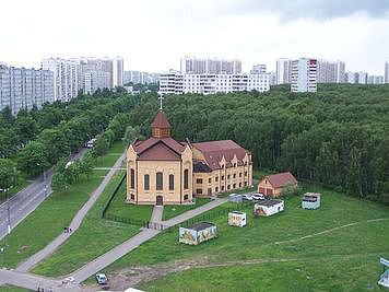 Крещение в московской церкви ЕХБ "Голгофа"