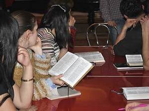 В Узбекистане восемь христиан наказаны за хранение дома религиозной литературы