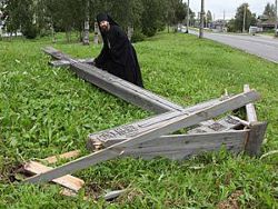 За осквернение церковных святынь будут сажать на пять лет