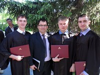 Торжественный выпуск в Западно-Сибирском Библейском колледже 